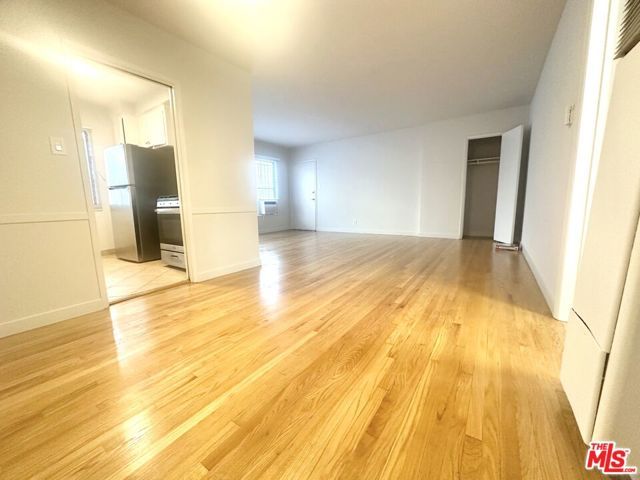 8360 Blackburn Avenue 1, Los Angeles, CA 90048