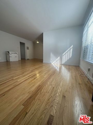 8360 Blackburn Avenue 1, Los Angeles, CA 90048