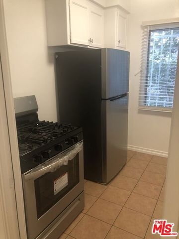 8360 Blackburn Avenue 1, Los Angeles, CA 90048