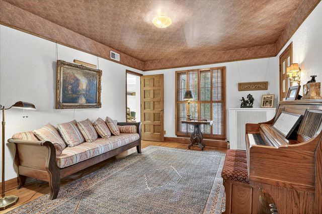 4447 Dupont Avenue S, Minneapolis, MN 55419