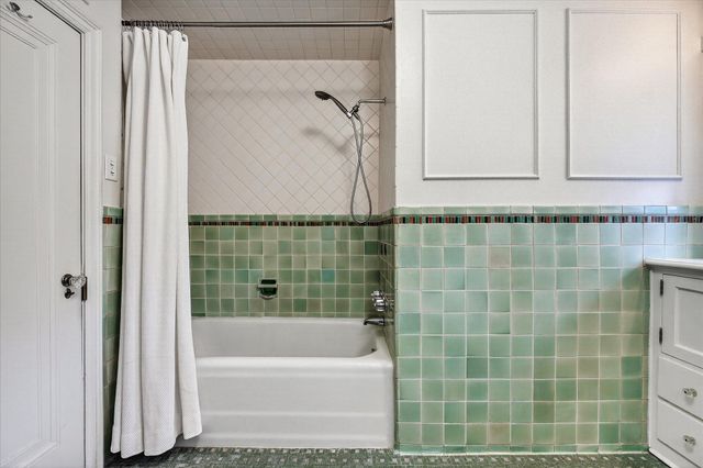 4447 Dupont Avenue S, Minneapolis, MN 55419