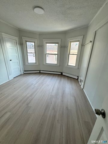 190 Brook Street 3, Hartford, CT 06120