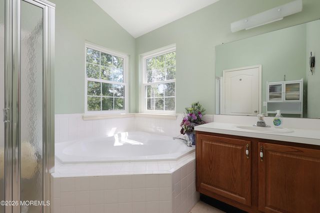 2811 Ice House Court, Freehold, NJ 07728
