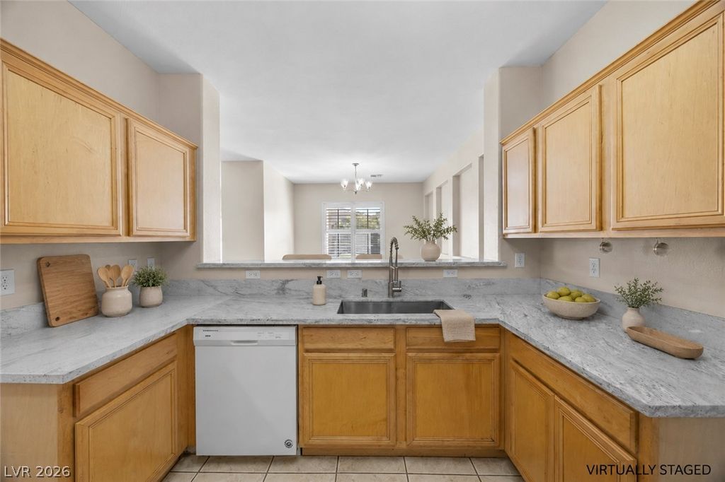 717 Peachy Canyon Circle 101, Las Vegas, NV 89144 — photo 4