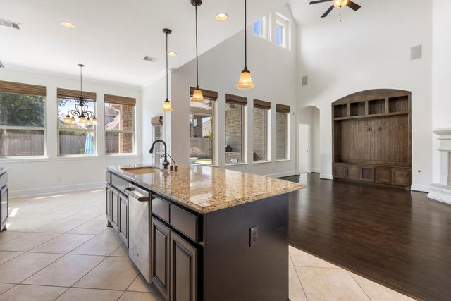 11210 Spoke Hollow Creek Lane, Cypress, TX 77433