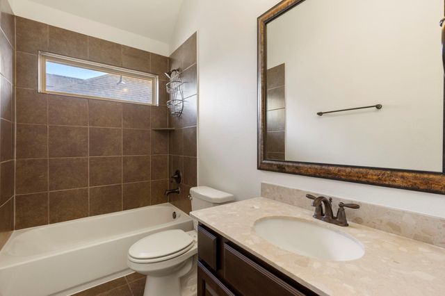 11210 Spoke Hollow Creek Lane, Cypress, TX 77433