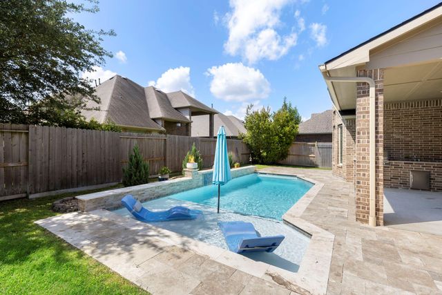 11210 Spoke Hollow Creek Lane, Cypress, TX 77433