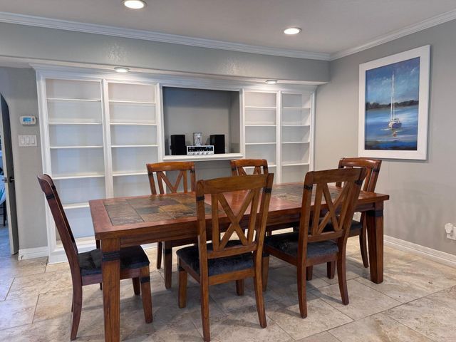 937 5th Street, San Leon, TX 77539