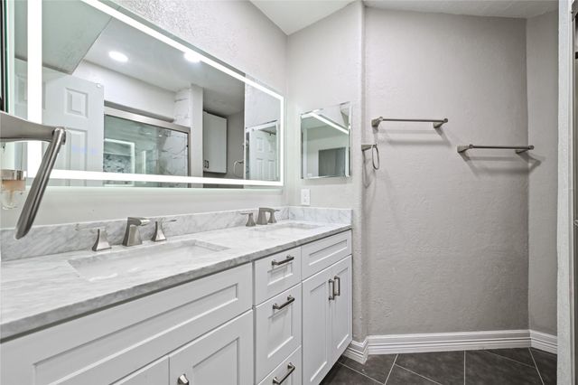 937 5th Street, San Leon, TX 77539