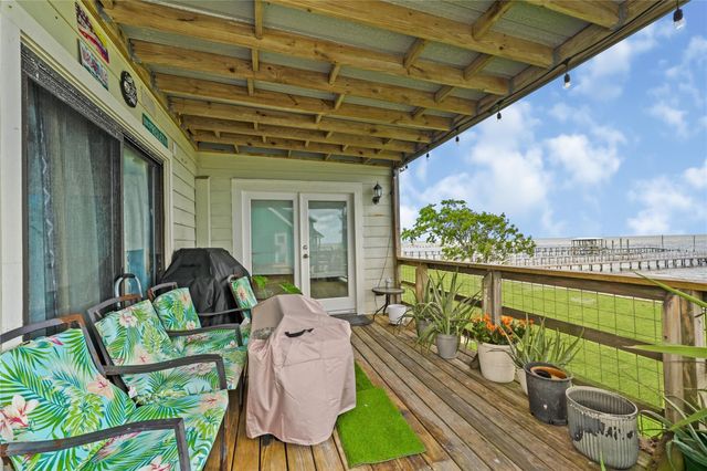 937 5th Street, San Leon, TX 77539