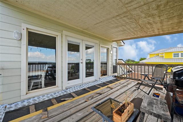 937 5th Street, San Leon, TX 77539