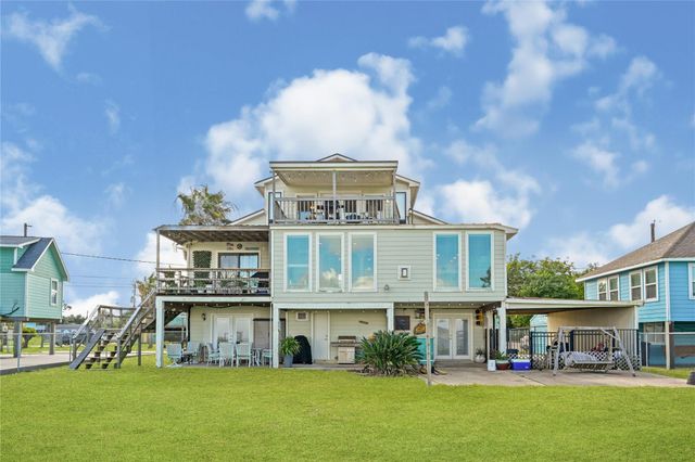 937 5th Street, San Leon, TX 77539