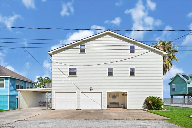 937 5th Street, San Leon, TX 77539