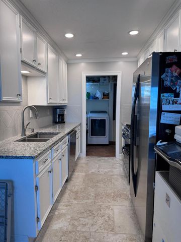 937 5th Street, San Leon, TX 77539