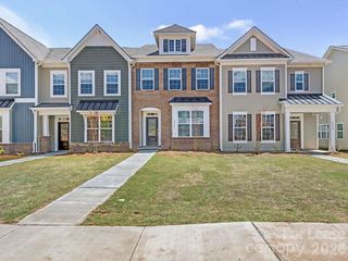 15741 Country House Street, Charlotte, NC 28273