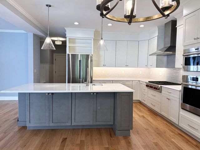 2 Village Circle 2, Guilford, CT 06437