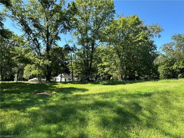 4694 S NC Highway 18, Boomer, NC 28606