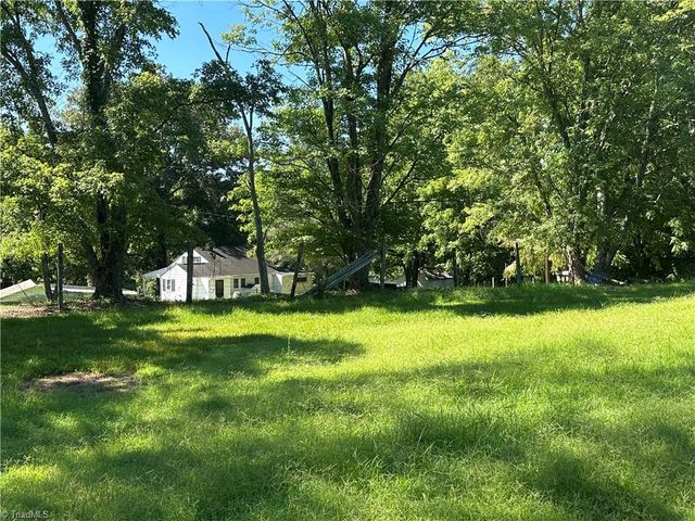 4694 S NC Highway 18, Boomer, NC 28606