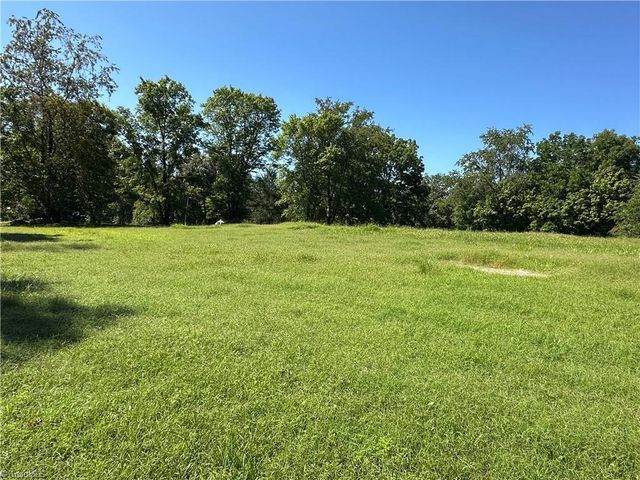 4694 S NC Highway 18, Boomer, NC 28606