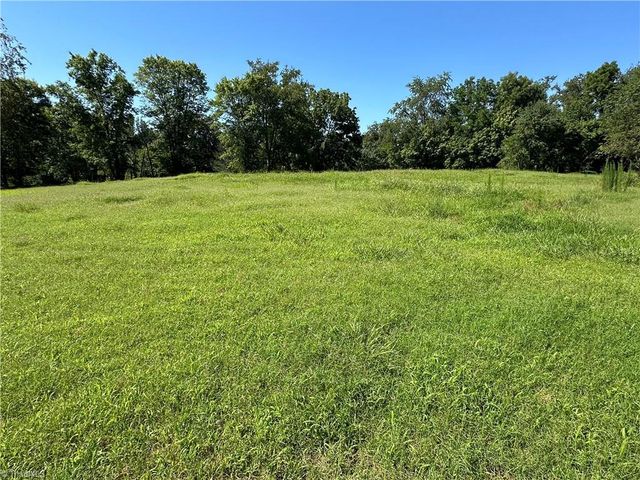 4694 S NC Highway 18, Boomer, NC 28606