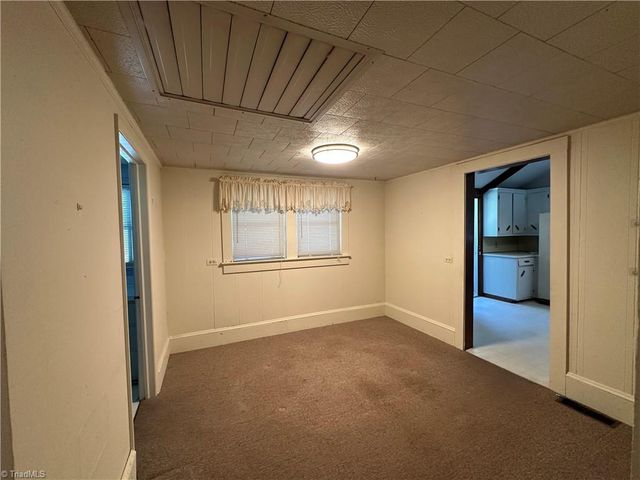 4694 S NC Highway 18, Boomer, NC 28606