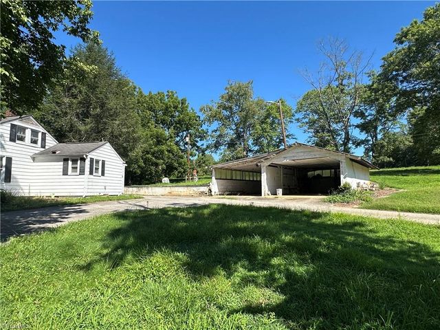 4694 S NC Highway 18, Boomer, NC 28606