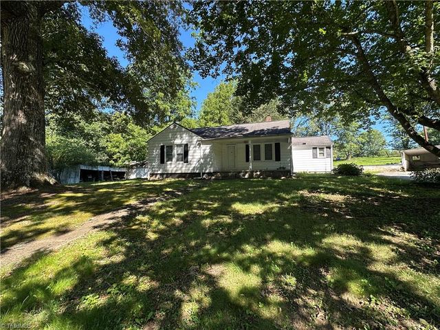 4694 S NC Highway 18, Boomer, NC 28606