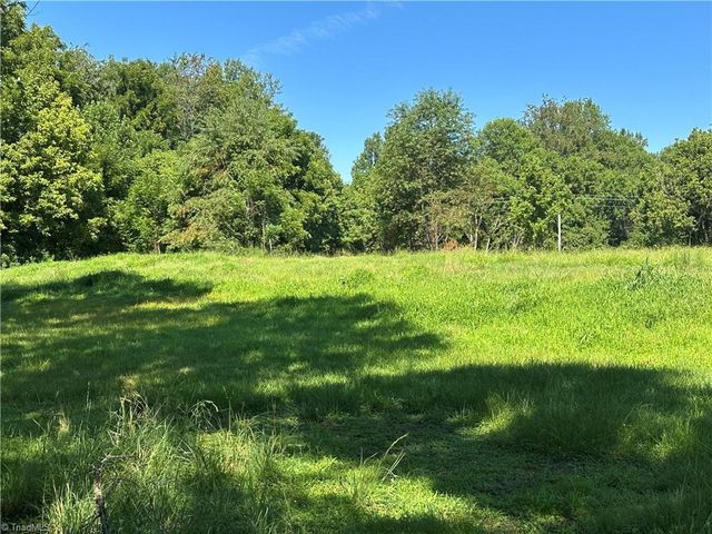 4694 S NC Highway 18, Boomer, NC 28606