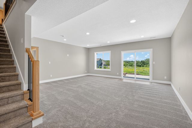 2938 Lake Hill Drive, Des Moines, IA 50320