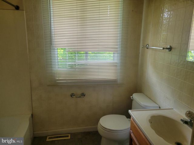 382 RONALD LN, Smyrna, DE 19977