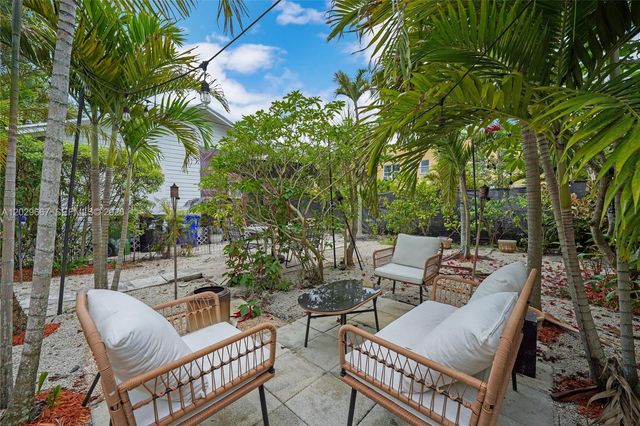 725 SW 2nd Ct 2, Fort Lauderdale, FL 33312