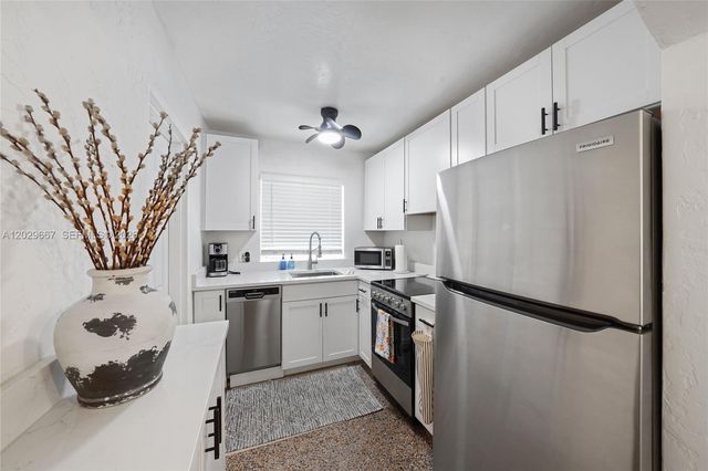 725 SW 2nd Ct 2, Fort Lauderdale, FL 33312