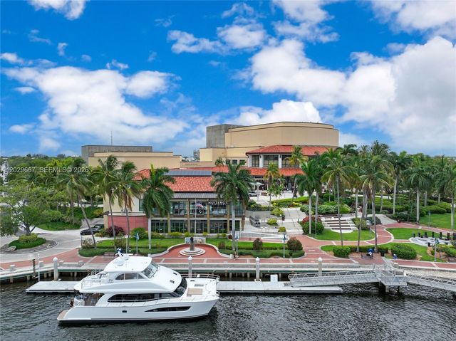 725 SW 2nd Ct 2, Fort Lauderdale, FL 33312
