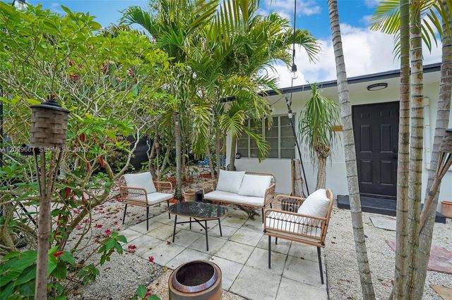 725 SW 2nd Ct 2, Fort Lauderdale, FL 33312