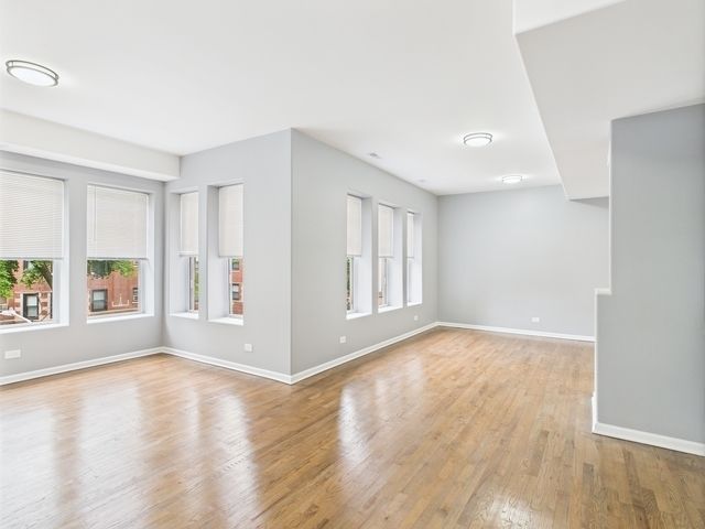 1729 E 67th Street 2E, Chicago, IL 60649