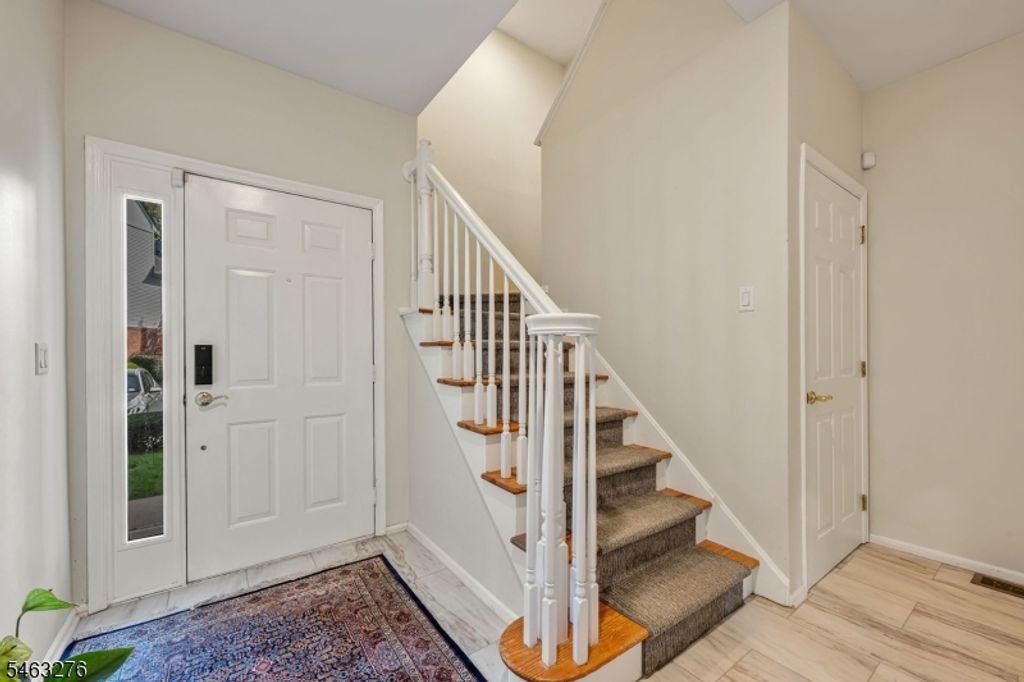 31 Twombly Ct, Morristown Town, NJ 07960 — photo 2