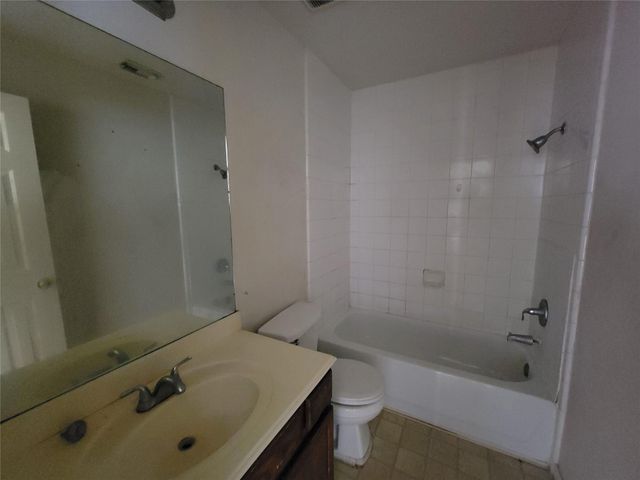14107 Ballfour Park Lane, Houston, TX 77047