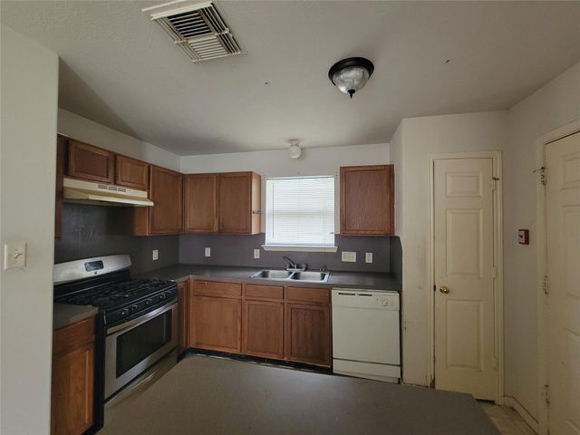 14107 Ballfour Park Lane, Houston, TX 77047