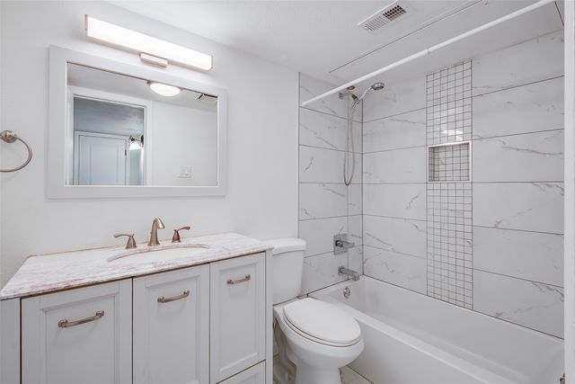 5907 E University Boulevard 101, Dallas, TX 75206