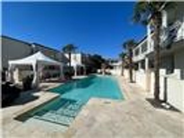 5907 E University Boulevard 101, Dallas, TX 75206