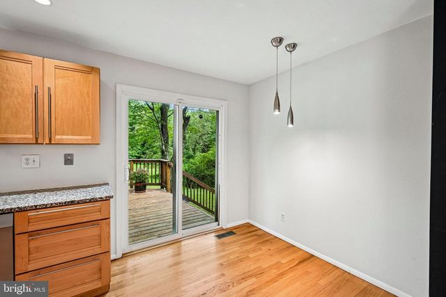 28 PINE KNOLL DR, Lawrence Twp, NJ 08648