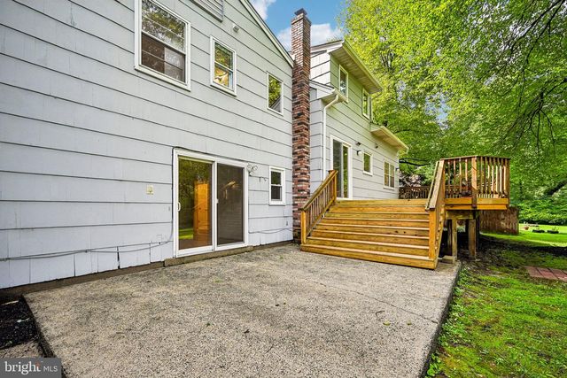 28 PINE KNOLL DR, Lawrence Twp, NJ 08648