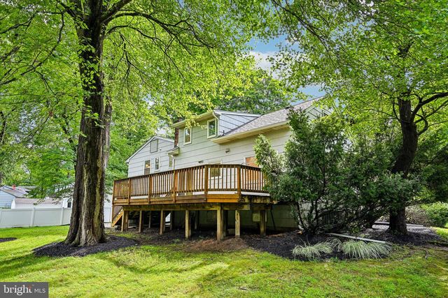 28 PINE KNOLL DR, Lawrence Twp, NJ 08648