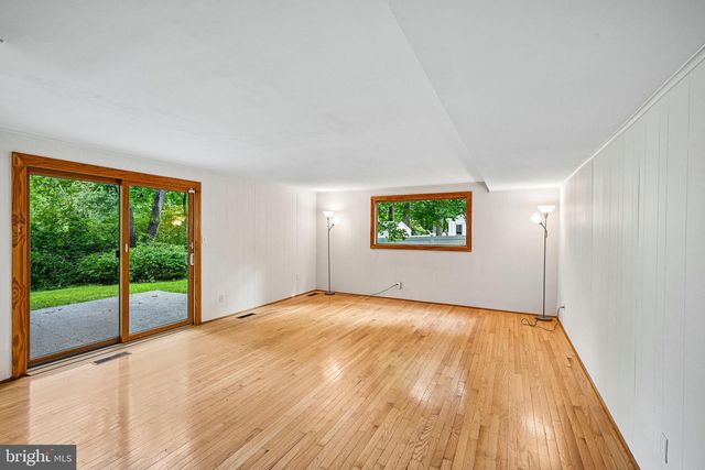 28 PINE KNOLL DR, Lawrence Twp, NJ 08648