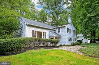 28 PINE KNOLL DR, Lawrence Twp, NJ 08648