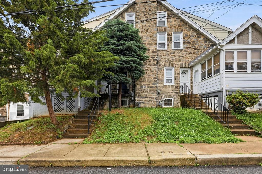 55 RICHFIELD RD, Upper Darby, PA 19082