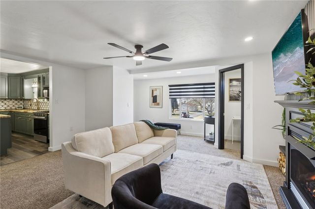 296 Leidy Lane, Johnstown, PA 15909