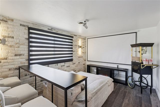 296 Leidy Lane, Johnstown, PA 15909