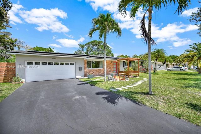 8935 SW 186th Terrace, Cutler Bay, FL 33157