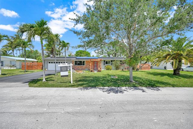 8935 SW 186th Terrace, Cutler Bay, FL 33157